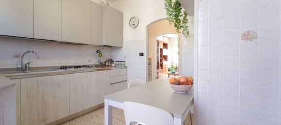 4غرفة شقة في Vicenza, Italy رقم 102418 2