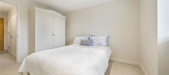 1 bedroom Apartment in Wimbledon, United Kingdom No. 7277 7