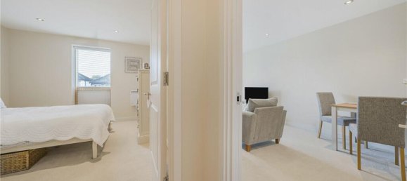 1 bedroom Apartment in Wimbledon, United Kingdom No. 7277 12