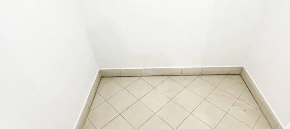 2 rooms Apartment in Hernals, Austria No. 133603 10