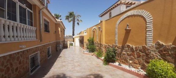 283m² Apartment for sale in Torrevieja, Alicante, Valencian Community, Spain № 365438 28