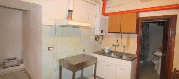 3 Schlafzimmer Wohnung in Siena, Italy, Nr. 60892 2