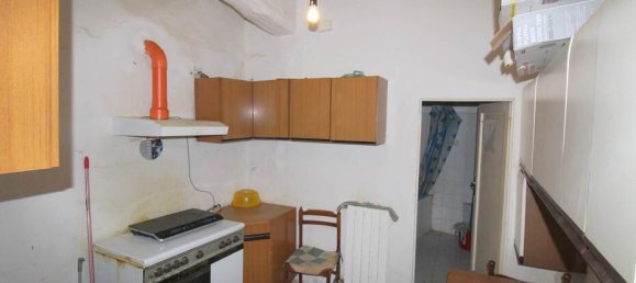 3 Schlafzimmer Wohnung in Siena, Italy, Nr. 60892 30