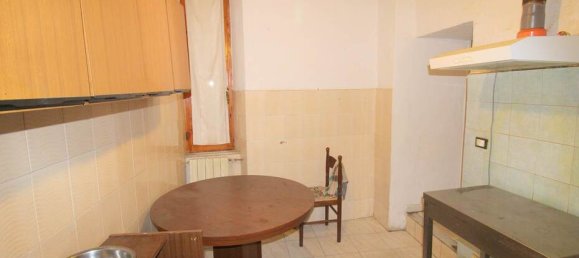 3 Schlafzimmer Wohnung in Siena, Italy, Nr. 60892 3