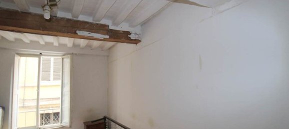 3 Schlafzimmer Wohnung in Siena, Italy, Nr. 60892 13