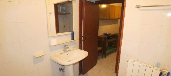 3 Schlafzimmer Wohnung in Siena, Italy, Nr. 60892 11