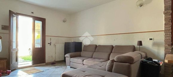 5 Schlafzimmer Haus in Molinella, Italy, Nr. 285526 3