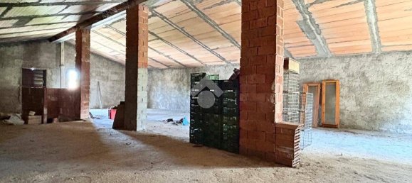 5 Schlafzimmer Haus in Molinella, Italy, Nr. 285526 28