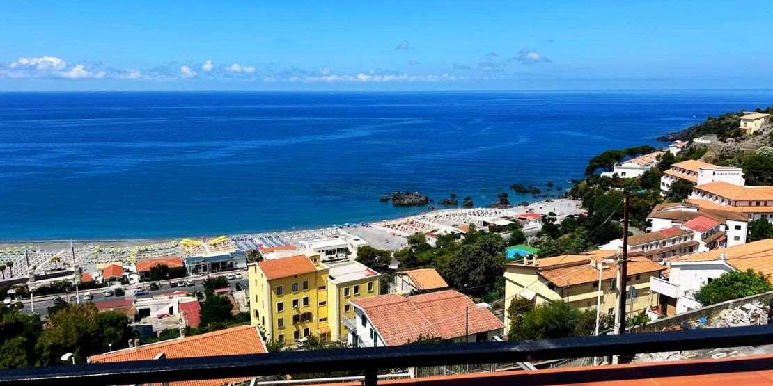 3 rooms Apartment in Scalea, Italy No. 177804