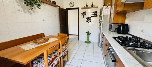 3-salle Appartement à Paullo, Italy No. 330379 14