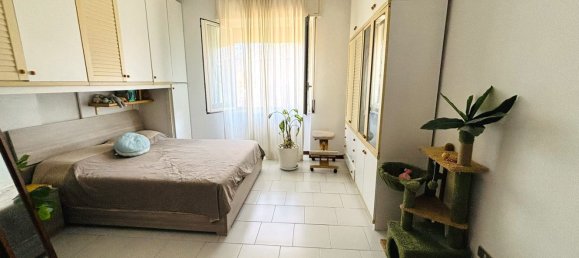 3-salle Appartement à Paullo, Italy No. 330379 22