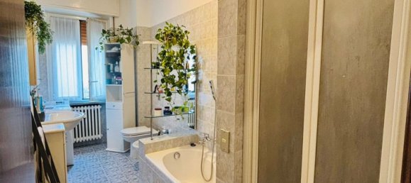 3-salle Appartement à Paullo, Italy No. 330379 15