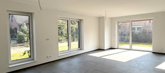 Таунхаус с 5 комнатами в Ольденбург, Германия № 139708 4