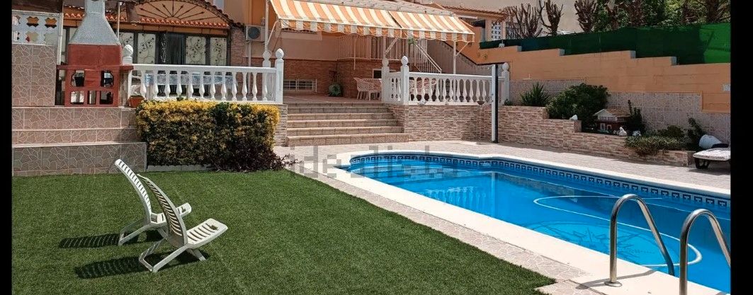 5 Schlafzimmer Stadthaus in Badajoz, Spain, Nr. 186779