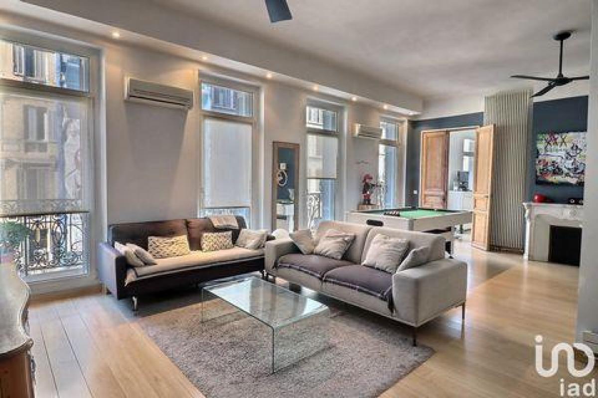 Apartamento com 4 quartos em condomínio em Marseille, France N.º 14660