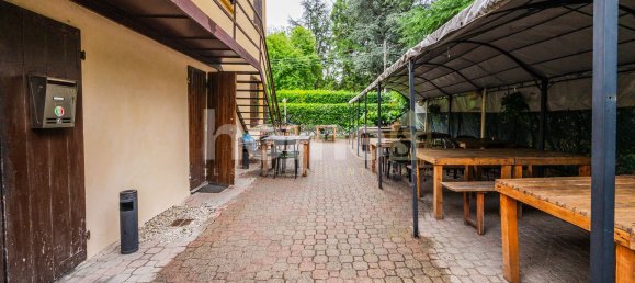 8 rooms House in Reggio Emilia, Italy No. 280509 8