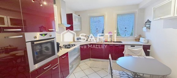 2 Schlafzimmer Wohnung in Saint-Etienne, France, Nr. 272738 2