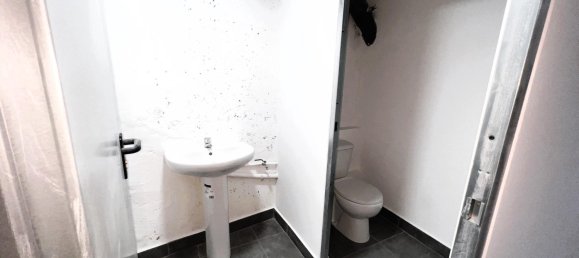  عقار تجاري في Zaragoza, Spain 98متر مربع رقم 64476 16