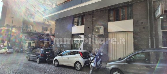 1-Zimmer Gewerbliche Immobilie in Naples, Italy, Nr. 171594 6