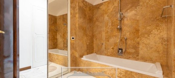 4 bedrooms Apartment in Rome, Italy No. 311244 33