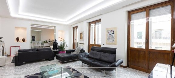 4 bedrooms Apartment in Rome, Italy No. 311244 8