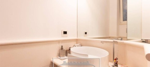 4 bedrooms Apartment in Rome, Italy No. 311244 34