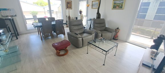 Квартира с 2 спальнями в Кан, Франция № 320502 3