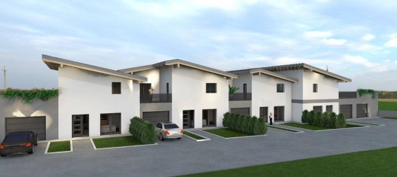 Дом с 6 комнатами в Удине, Италия № 36728 3