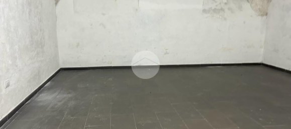 1 room Warehouse in Naples, Italy No. 66174 15