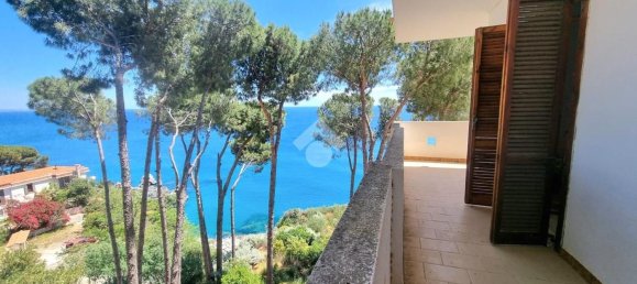 2 Schlafzimmer Wohnung in Stalettì, Italy, Nr. 321034 12