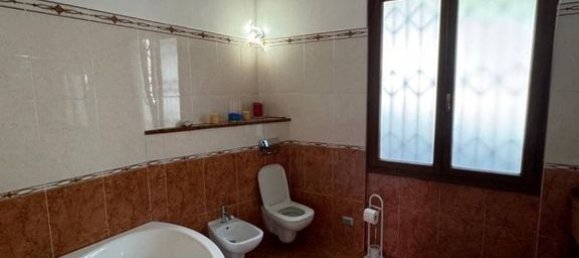 Villa de 3 dormitorios en Cogorno, Italy No. 334965 17