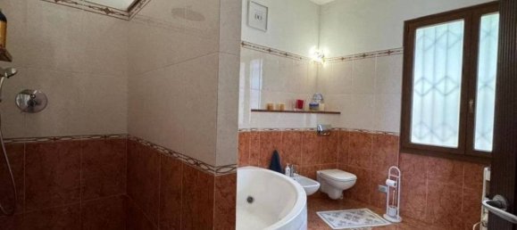 Villa de 3 dormitorios en Cogorno, Italy No. 334965 7