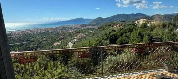 Villa de 3 dormitorios en Cogorno, Italy No. 334965 20