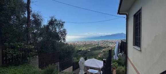 Villa de 3 dormitorios en Cogorno, Italy No. 334965 37