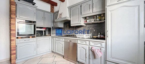 6 bedrooms House in Morangis, France No. 140726 9