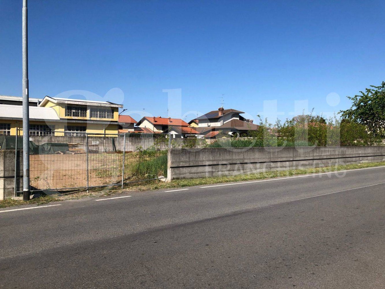 Terreno en Robecchetto con Induno, Italy 850 m² No. 110072