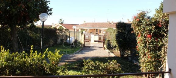 Villa de 5 habitaciónes en Ardea, Italy No. 173909 6