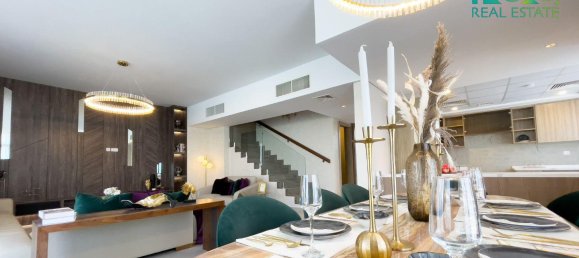 4 Schlafzimmer Villa in Sharjah, UAE, Nr. 31113 10