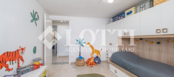 Квартира с 5 комнатами в Викопизано, Италия № 199670 17