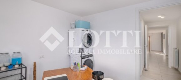 Квартира с 5 комнатами в Викопизано, Италия № 199670 20