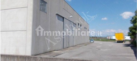 1 room Warehouse in Udine, Italy No. 265543 3