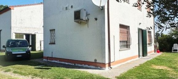 5-Zimmer Haus in Voghiera, Italy, Nr. 282226 3