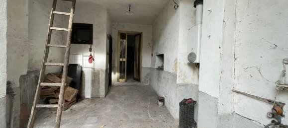 Casa de 3 divisões em Castel di Sasso, Italy N.º 63885 8