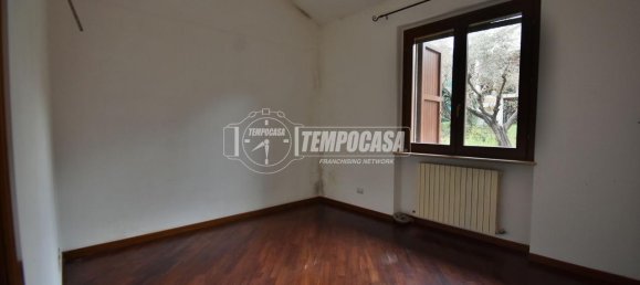 Дом с 3 комнатами в Толентино, Италия № 150822 11