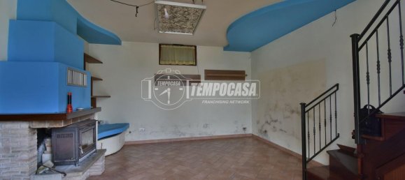 Дом с 3 комнатами в Толентино, Италия № 150822 6