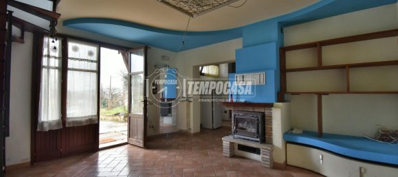 Дом с 3 комнатами в Толентино, Италия № 150822 3