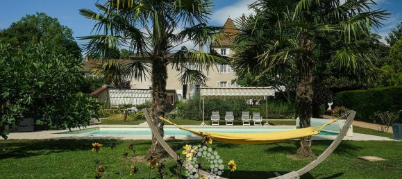 8 chambres Châteaux à La Roche-Vineuse, France No. 278054 3