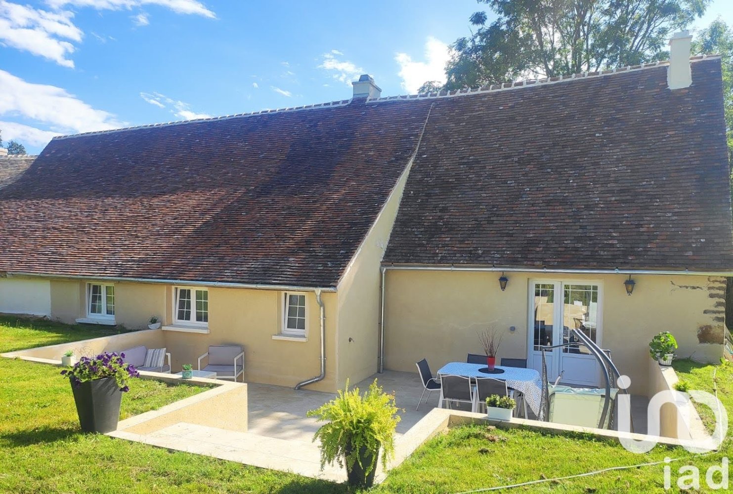 Casa de 6 habitaciónes en Argenvilliers, France No. 47289
