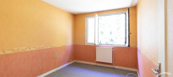 2 Schlafzimmer Haus in Montgeron, France, Nr. 351825 10