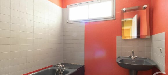 2 Schlafzimmer Haus in Montgeron, France, Nr. 351825 9